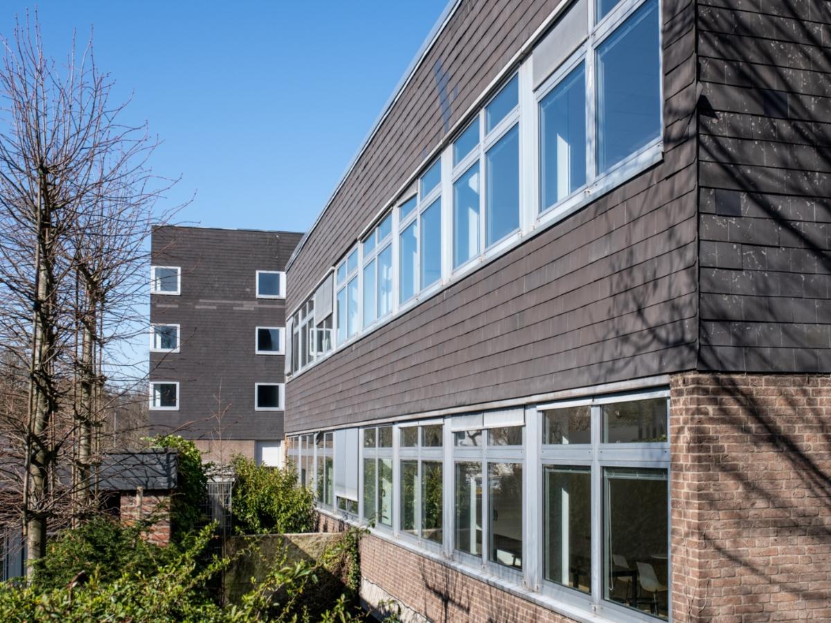 Begrünung der Außenanlagen der Kölner Hochschule für Katholische Theologie, KHKT