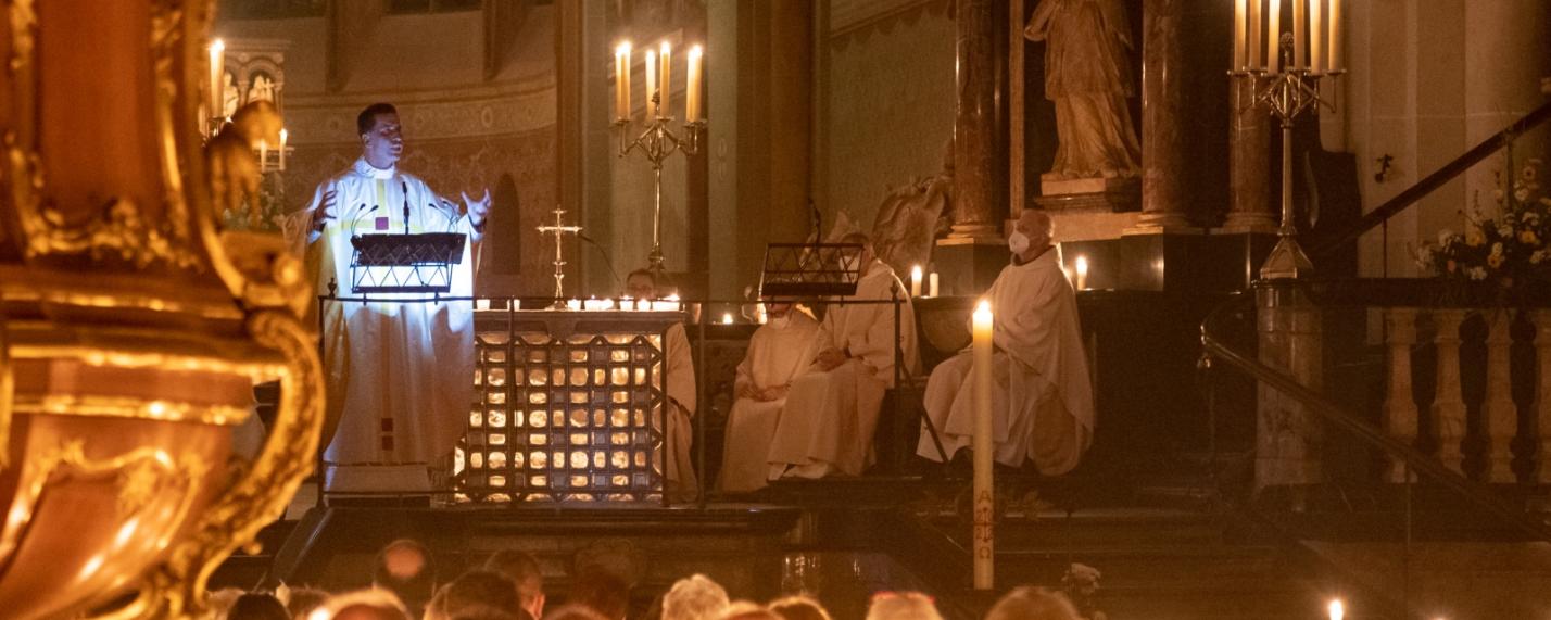Stadtdechant lädt zur Heiligen Woche im Bonner Münster ein