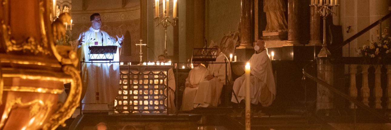 Stadtdechant lädt zur Heiligen Woche im Bonner Münster ein